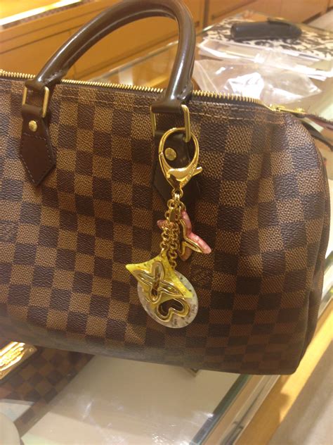 louis vuitton beachwood
